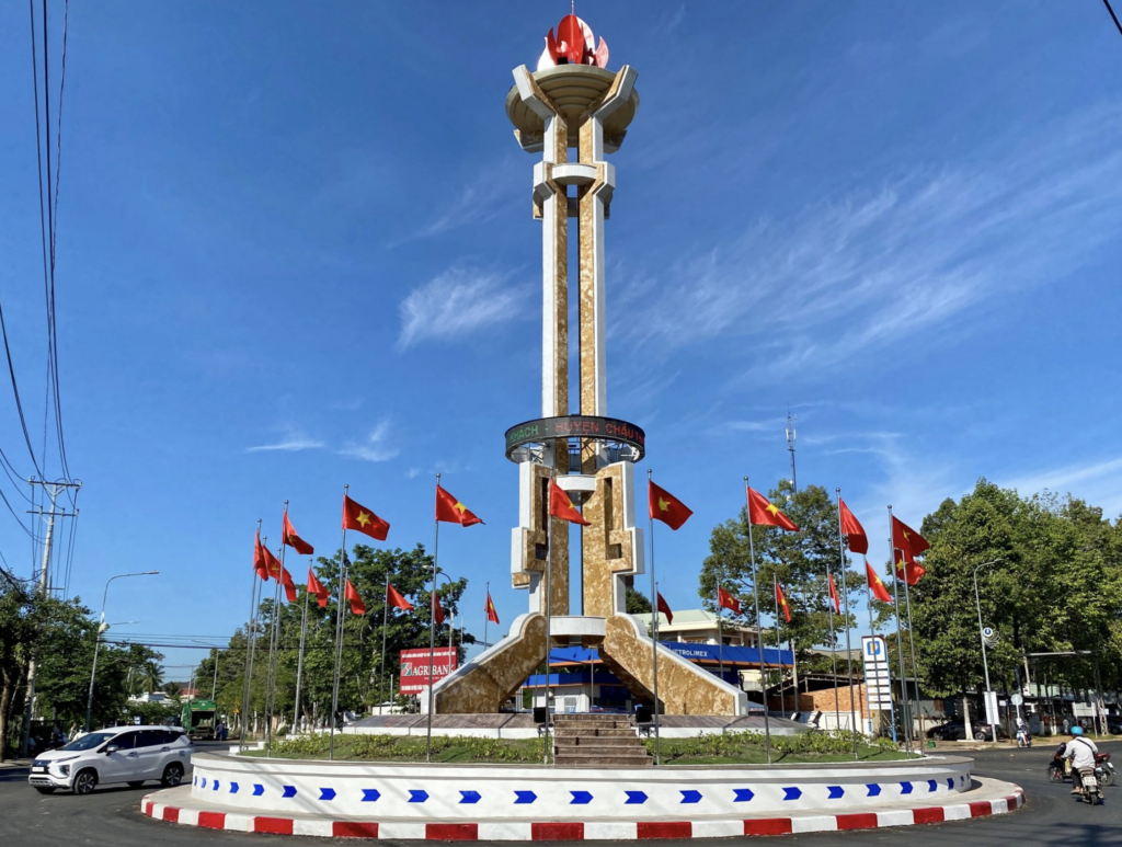 Giá thuê xe 4 chỗ có tài xế đi Châu Thành